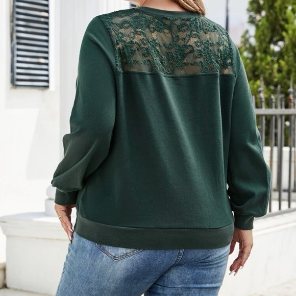 Emery Rose Plus Size Lace Pullover Top Casual Lightweight Fem Emerald Green NEW - Picture 2 of 8